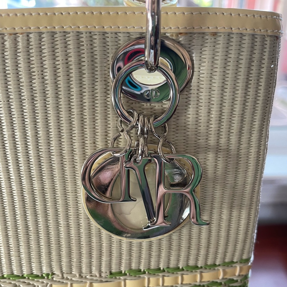 Limited Edition Lady Dior 2012 - Picture 3 of 13